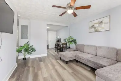 Image de Spacious 2br | Prime Location
