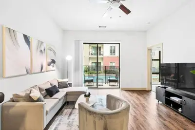 Image de Comfortable 1br with Pool View in City Center 66