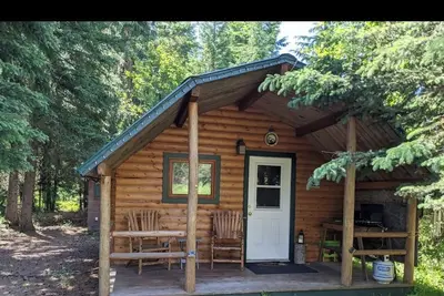 Image de Cozy Cabin near Wells Gray