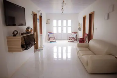 Image de Casa de campo cercada pela natureza com WiFi