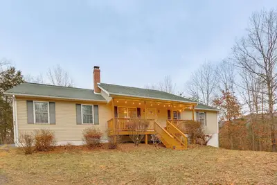 Image de Forest Views, Deck & Fireplace: Fort Valley Escape