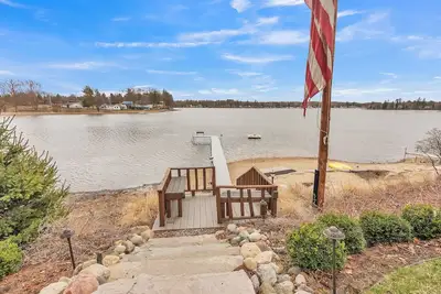 Image de The Log Weekend (Gladwin, Mi): Waterfront, An Authentic Log Cabin Experience!