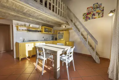 Image de Yellow Home By MMega