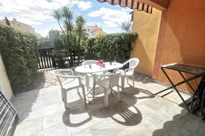Image de Cap D'Agde 2 pièces cabine  6 pers avec piscine