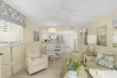 Image de Stunning Sanibel getaway steps to the pool and beach - beach views - Sandalfoot 4a1