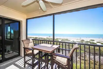 Image de 3rd Floor Beachfront Condo On Sanibel Island With Panoramic Views - Sandalfoot 5a3