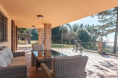 Image de Villa 'Con Piscina' avec vue sur le lac, jardin privé et Wi-Fi