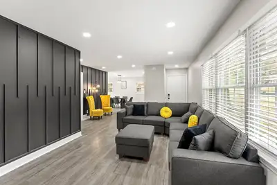 Image de Vacation Home with High-Speed Internet & Private Fitness In Atlanta Attractions