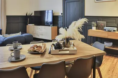 Image de Appartement Haussmannien de charme - perle rare!