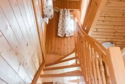 Image de Cozy vacation home with balcony