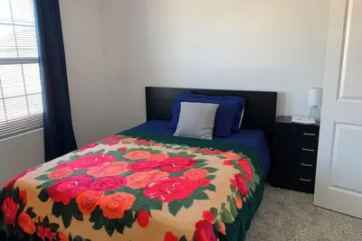 Image de Queen Bed Private Bath in Lovely house in charming Hutto