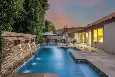 Image de Meadow Hills in North Scottsdale / Heated Pool