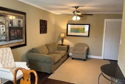Image de The Monroe: 2-bedroom townhome. Walk to Lsu