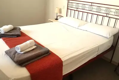 Image de For long or short stays, within gated complex, holiday& spa.