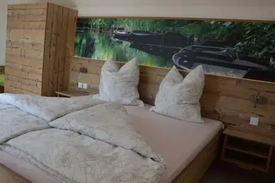Image de Apartment Kahnschuppen - Spreewaldscheune am Fließ-Ferienwohnungen am Wasser in Burg