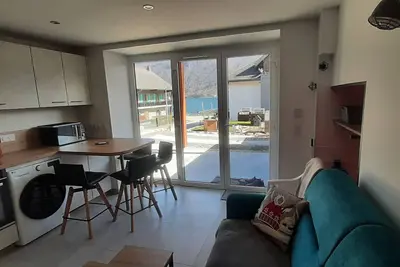 Image de Appartement neuf plain pied 25 m² 50 m du bord du lac d'Annecy