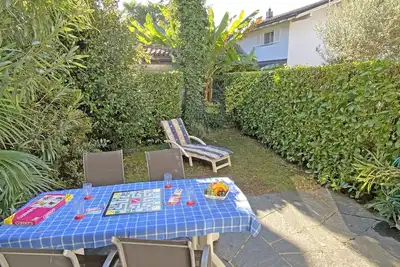 Duplex apartment with covered terrace in a small residence in a quiet location