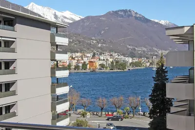 Image de Apartment practically on the lake promenade in a central and sunny location
