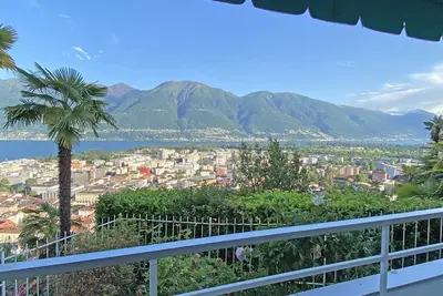 Image de Apartment in a small residence in a sunny location on a hillside above Locarno