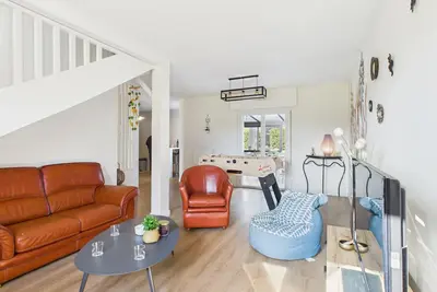 Jolie maison avec jardin à 450m de la plage pour 8