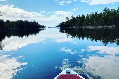 Image de The Doctor's House - 4 bedroom waterfront home, Campbell's Bay, Qc