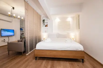 Image de Quiet Apartment with a Garden at Exarcheia