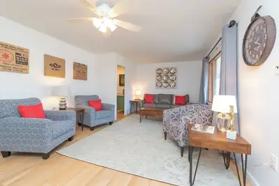 Image de Modern Comfort & Convenience – 3br Home Next to Juniata College!