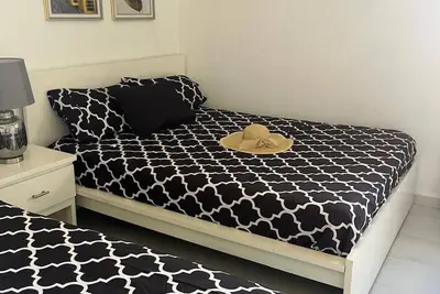Image de 1br guest-friendly apt, dive into poolside comfort! Parking/Tv/Wi-fi