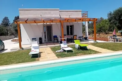 Image de Villa in countryside surrounded by olive trees in Puglia, Southern Italy + pool