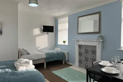 Image de Entire Flat|Barnsley Centre | 3 Bedrooms| 7 Guests
