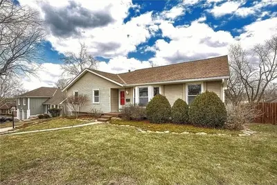 Image de 3-bedroom house in charming Lenexa Book now