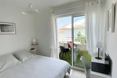 Image de Appartement terrasse - Accès direct mer - Wifi fibre