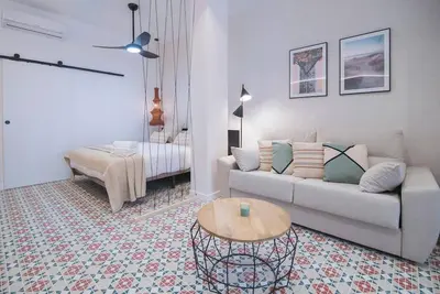 Suite design à côté de la Cité des Sciences D