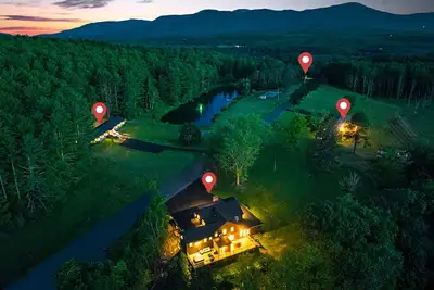 Image de Sleeps 52 - Pond, Tennis Court, Hot Tubs, Sauna