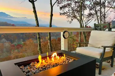 Image de New Cabin with Big Views, Fire Table, 2 Primaries