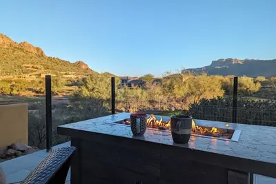 Image de Breathtaking Superstition views, 2-bedroom 2br golf course oasis, Gold Canyon