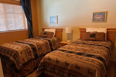 Image de Lake living: newly renovated 2-bed/2 bath condo on Little St. Germain Lk w/ WiFi
