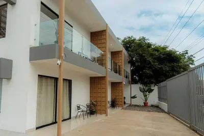 Image de Cozy apartment near to beach, beautiful rooftop and Jacuzzi