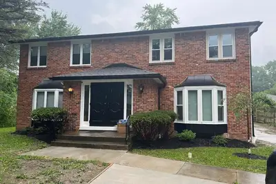 Image de Stunning 6-Bedroom Modern Home, Perfect for Wedding Party/ Family Reunion