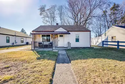 Image de End Zone Escape<>2br house 1 mile to Nd Stadium!