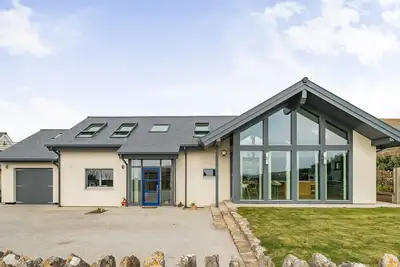 Image de All Ways - sleeps 6 guests in 3 bedrooms