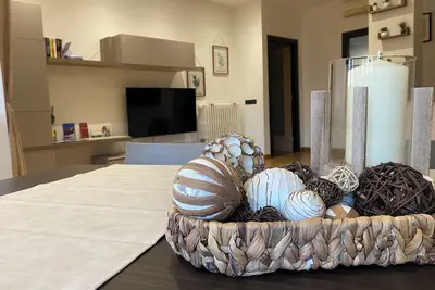 Image de Apartment with soul - comfort and authenticity in the center of Novara\"
