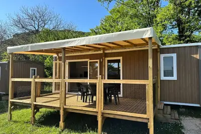 Image de Mobil-Home Confort Riviera 29m² (2 chambres) + terrasse couverte 18m² 4 personnes