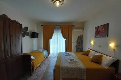 Image de Chambre 'Family Con Vista' avec balcon, Wi-Fi et climatisation