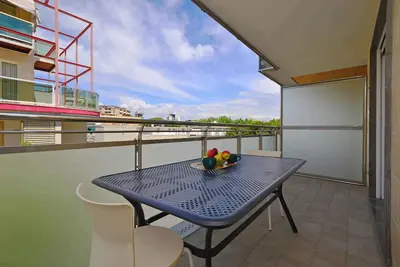 Image de Appartement de vacances avec balcon et climatisation