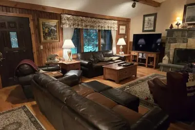 Image de Amazing Adirondack Lodge/Cabin-Crystal Lake