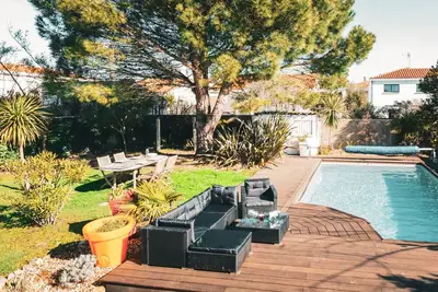 Image de Jolie maison familiale et de vacances avec piscine - 8 pers