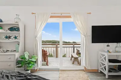 Image de The Sunset is Calling at Shells Sunset Cove