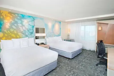 Image de Welcome to Courtyard in Redwood City!