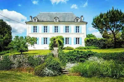 Image de Magnifique manoir, quatre chambres, avec piscine